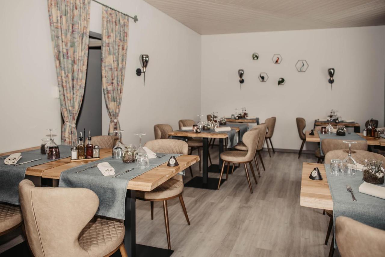Albergo Ristorante Al Portico Gerra  Eksteriør bilde