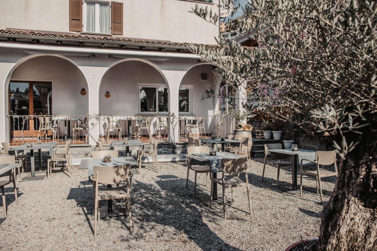 Albergo Ristorante Al Portico Gerra  Eksteriør bilde