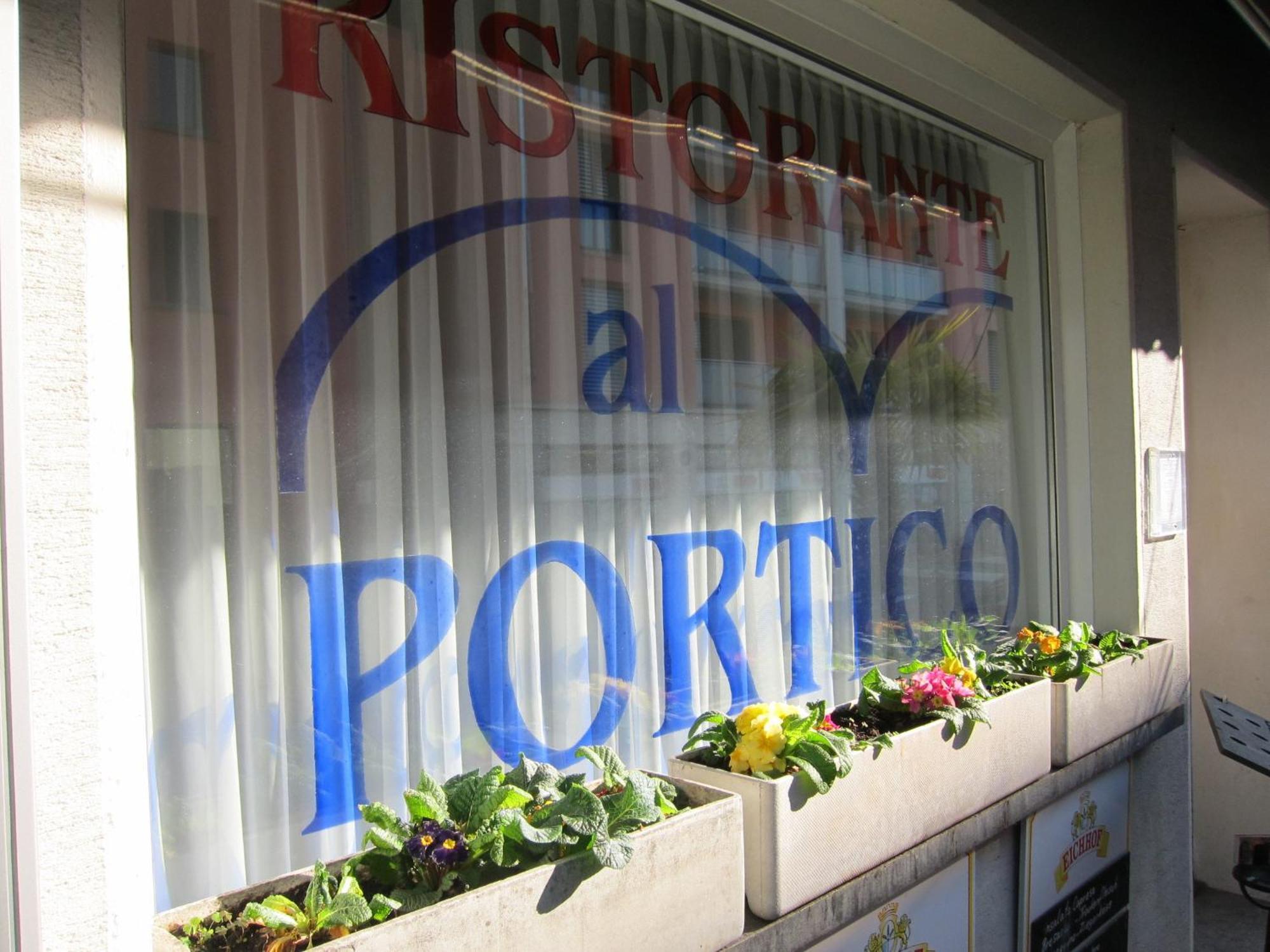 Albergo Ristorante Al Portico Gerra  Eksteriør bilde